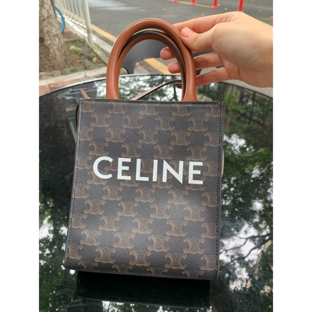 Celine Women Pre-Loved Bag Very Good Condition
